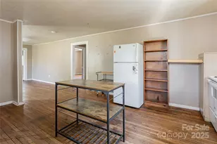 2 Evergreen Ave, Asheville, NC 28806 - Photo 4