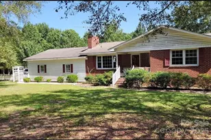 275 Ned Williams Rd, Kershaw, SC 29067 - Photo 2