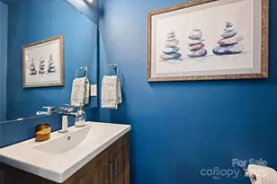 1651 Duckworth Ave, Charlotte, NC 28208 - Photo 16