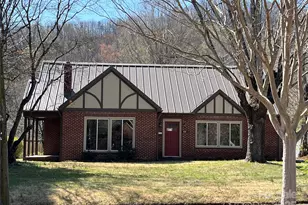 634 Rutherford Road S, Marion, NC 28752 - Photo 2