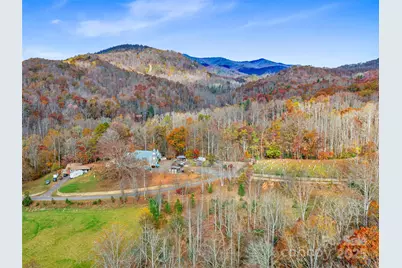 384 Flat Creek Road, Fairview, NC 28730 - Photo 6