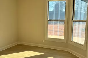 3027 Five Crk Rd, Charlotte, NC 28213 - Photo 8