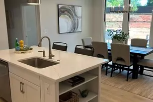 3027 Five Crk Rd, Charlotte, NC 28213 - Photo 12