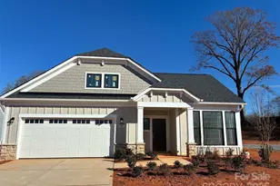 3027 Five Crk Rd, Charlotte, NC 28213 - Photo 2