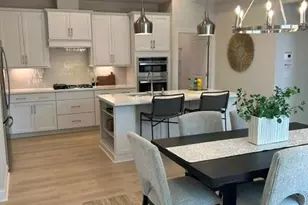 3027 Five Crk Rd, Charlotte, NC 28213 - Photo 8