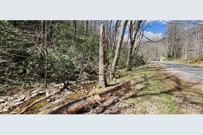 24 Village Lane, Waynesville, NC 28786 - Photo 4