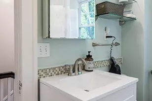 1 Kenilworth Rd, Asheville, NC 28803 - Photo 24