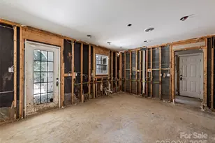 21 Riverbend Rd, Canton, NC 28716 - Photo 26