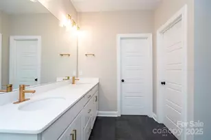 1721 Balfour Ln, Charlotte, NC 28216 - Photo 20