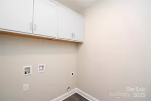 1721 Balfour Ln, Charlotte, NC 28216 - Photo 24