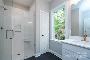 1721 Balfour Ln, Charlotte, NC 28216 - Photo 18