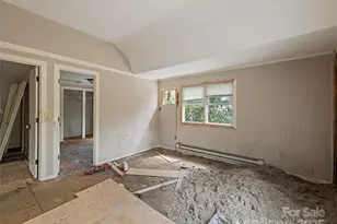 61 Riverbend Rd, Canton, NC 28716 - Photo 18