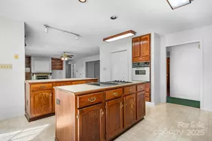 3730 Club House Drive Northeast,, Conover, NC 28613 - Photo 12