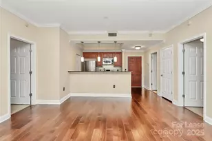 300 W 5th St, Charlotte, NC 28202 - Photo 24