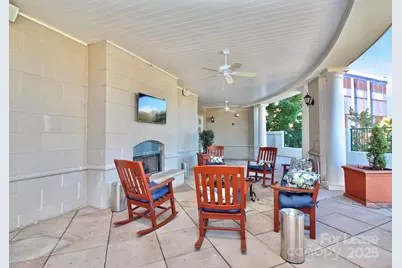 300 W 5th Street #205, Charlotte, NC 28202 - Photo 12