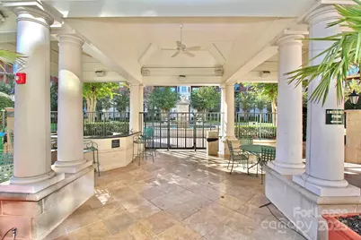 300 W 5th Street #205, Charlotte, NC 28202 - Photo 4