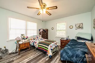 1221 Connelly Springs Rd, Lenoir, NC 28645 - Photo 22