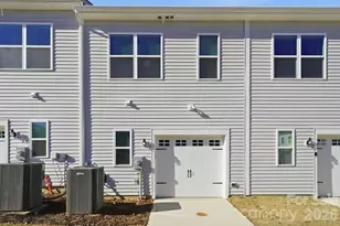 5107 Orchardview Wy, Charlotte, NC 28216 - Photo 2