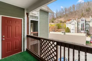 1000 Olde Eastwood Village Blvd, Asheville, NC 28803 - Photo 20