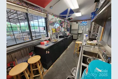 701 Nc 9 Highway, Black Mountain, NC 28711 - Photo 10