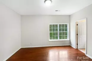 3155 Golden Dale Ln, Charlotte, NC 28262 - Photo 12