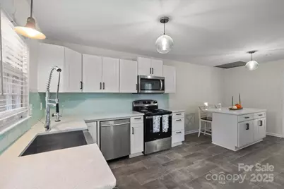 3612 Winterfield Place, Charlotte, NC 28205 - Photo 12