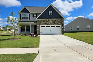 142 Jacobs Hl Pl, Troutman, NC 28166 - Photo 1