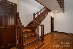 418 3rd St NE, Hickory, NC 28601 - Photo 8