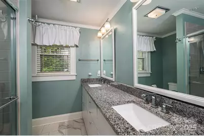 418 3rd Street NE, Hickory, NC 28601 - Photo 36