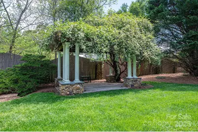 418 3rd Street NE, Hickory, NC 28601 - Photo 46