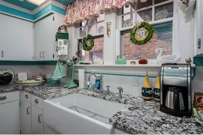 418 3rd Street NE, Hickory, NC 28601 - Photo 20