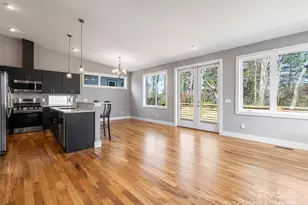 7 Mauricet Ln, Asheville, NC 28806 - Photo 6