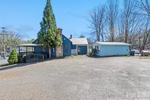 442 and 440 Walnut St, Waynesville, NC 28786 - Photo 12