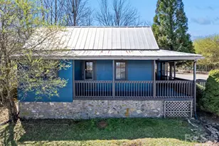 442 and 440 Walnut St, Waynesville, NC 28786 - Photo 2