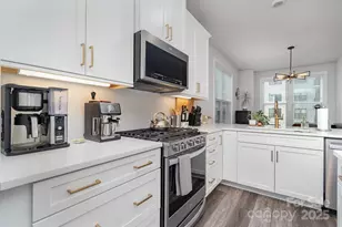 631 W Tremont Ave, Charlotte, NC 28203 - Photo 1