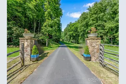 384 Doan Town Road, Burnsville, NC 28714 - Photo 4