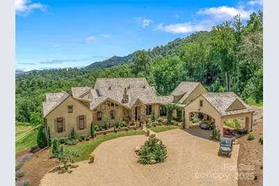 384 Doan Town Road, Burnsville, NC 28714 - Photo 2