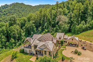 384 Doan Town Rd, Burnsville, NC 28714 - Photo 16