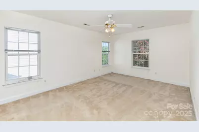 10429 Madison Park Drive, Charlotte, NC 28269 - Photo 18