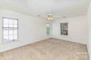 10429 Madison Park Dr, Charlotte, NC 28269 - Photo 18