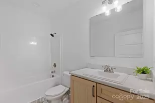 139 Mullinax Dr, Hendersonville, NC 28792 - Photo 12