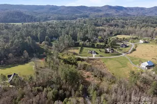 193 Montevilla Dr, Hendersonville, NC 28739 - Photo 16