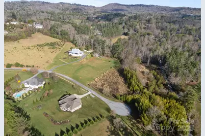 193 Montevilla Drive, Hendersonville, NC 28739 - Photo 14