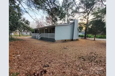 118 Malloy Street, Red Springs, NC 28377 - Photo 2