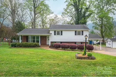 205 Gamble Avenue, Bessemer City, NC 28052 - Photo 8