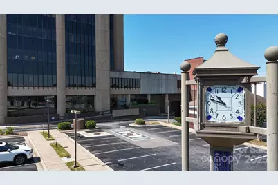 200 1st Avenue NW, Hickory, NC 28601 - Photo 6