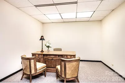 200 1st Avenue NW, Hickory, NC 28601 - Photo 22