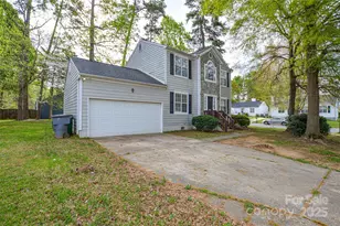 6020 Running Deer Rd, Charlotte, NC 28214 - Photo 2