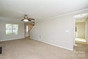 6020 Running Deer Rd, Charlotte, NC 28214 - Photo 8