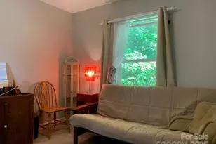 1474 Holiday Dr, Hendersonville, NC 28739 - Photo 16